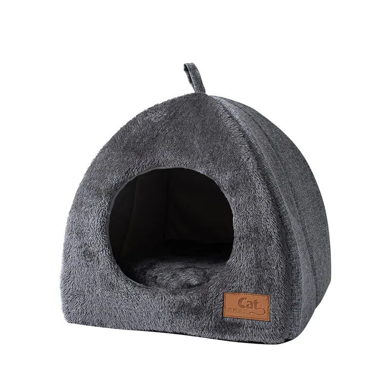 Cozy and Warm Closed Cat House for Deep Sleep